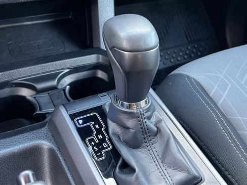 Used 2023 Toyota Tacoma TRD Sport image 18