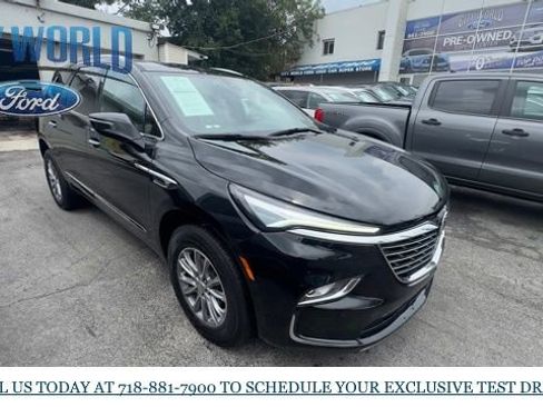 Used 2024 Buick Enclave Premium image 6