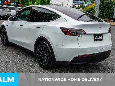 Used 2023 Tesla Model Y Long Range AWD/4WD image 5