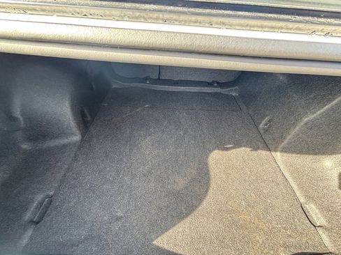 Used 2023 Chevrolet Malibu LT image 9