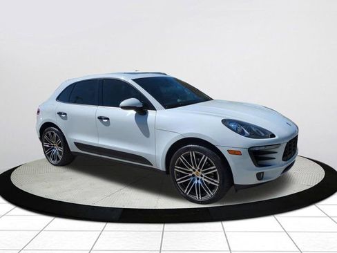 Used 2018 Porsche Macan image 1