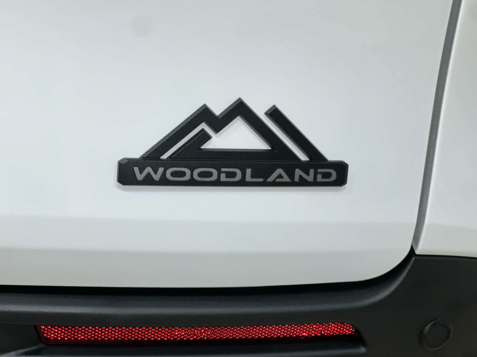 New 2026 Toyota Sienna XLE Woodland Edition AWD/4WD image 8