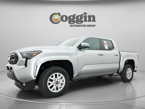 New 2026 Toyota Tacoma SR5 AWD/4WD image 5