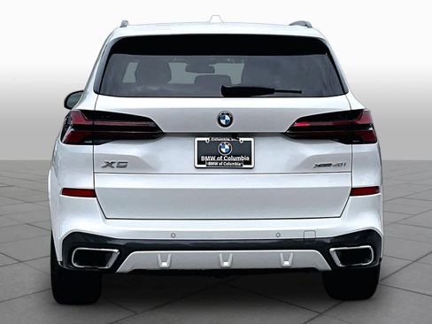 Certified 2025 BMW X5 xDrive40i AWD/4WD image 4