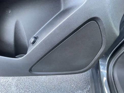 Certified 2019 Chevrolet Equinox LT FWD image 25