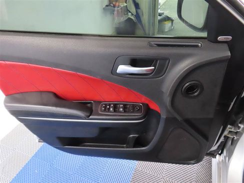 Used 2020 Dodge Charger Scat Pack RWD image 15