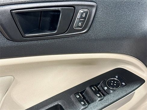 Used 2020 Ford EcoSport S image 19