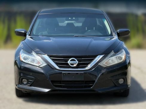 Used 2017 Nissan Altima 2.5 SV FWD image 5