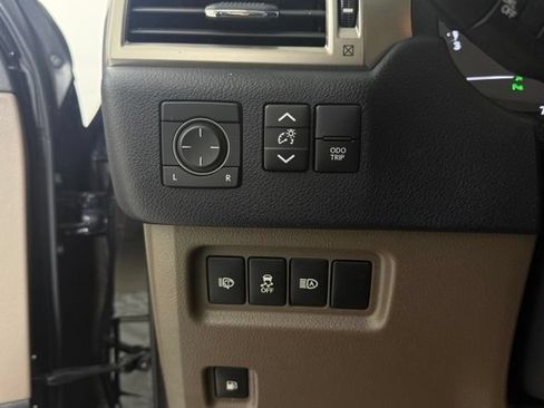 Used 2020 Lexus GX 460 Premium AWD/4WD image 33