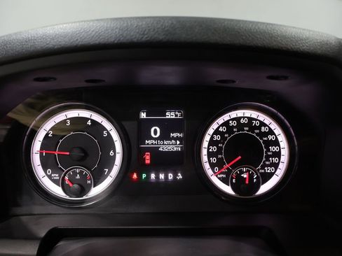 Used 2023 RAM 1500 Classic SLT AWD/4WD image 37