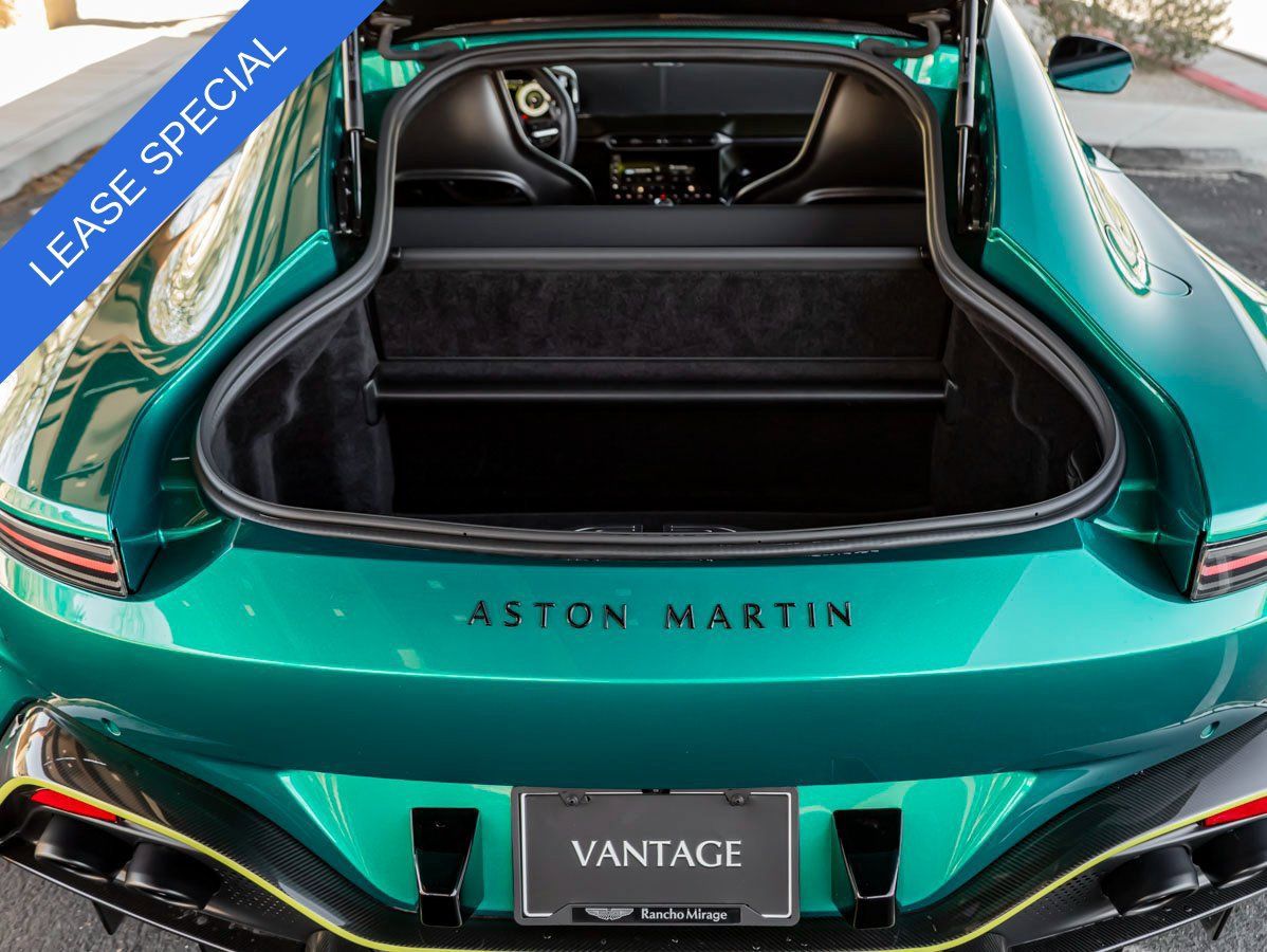 Used 2025 Aston Martin V8 Vantage Coupe RWD image 19