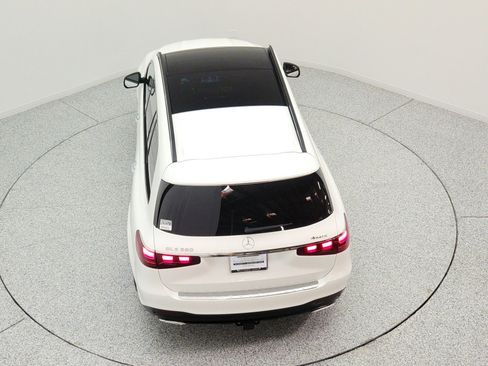 New 2026 Mercedes-Benz GLS 580 4MATIC image 23