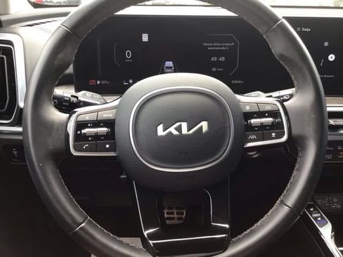 Used 2024 Kia Sorento SX AWD/4WD image 8