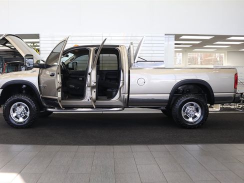 Used 2005 Dodge Ram 3500 Truck SLT w/ Quad Cab Big Horn Value Group image 10