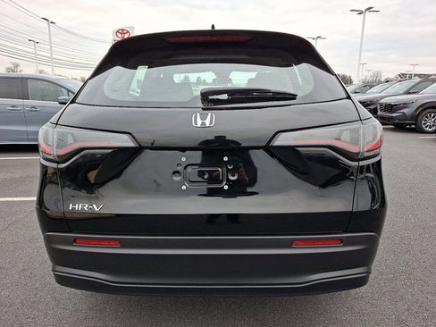 Certified 2025 Honda HR-V LX image 5