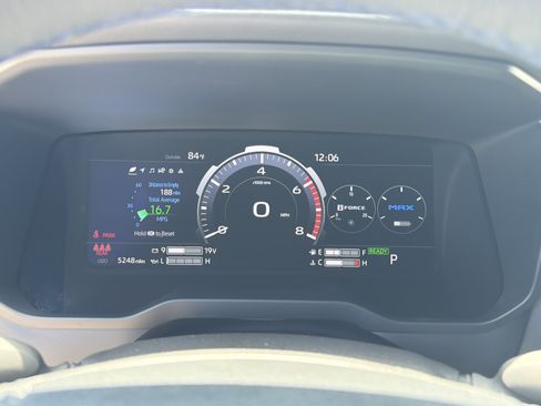 Used 2025 Toyota Tundra Platinum AWD/4WD image 7