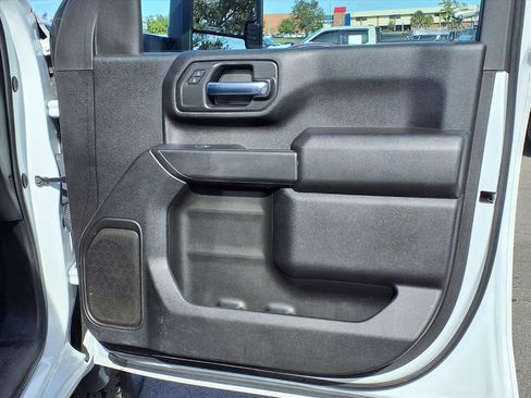 Used 2024 GMC Sierra 2500 Pro w/ Convenience Package image 13