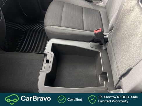 Certified 2022 Chevrolet Silverado 1500 LT AWD/4WD image 40
