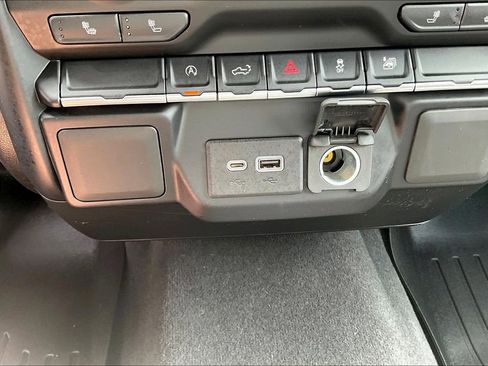 Used 2020 Chevrolet Silverado 1500 RST w/ All-Star Edition image 12