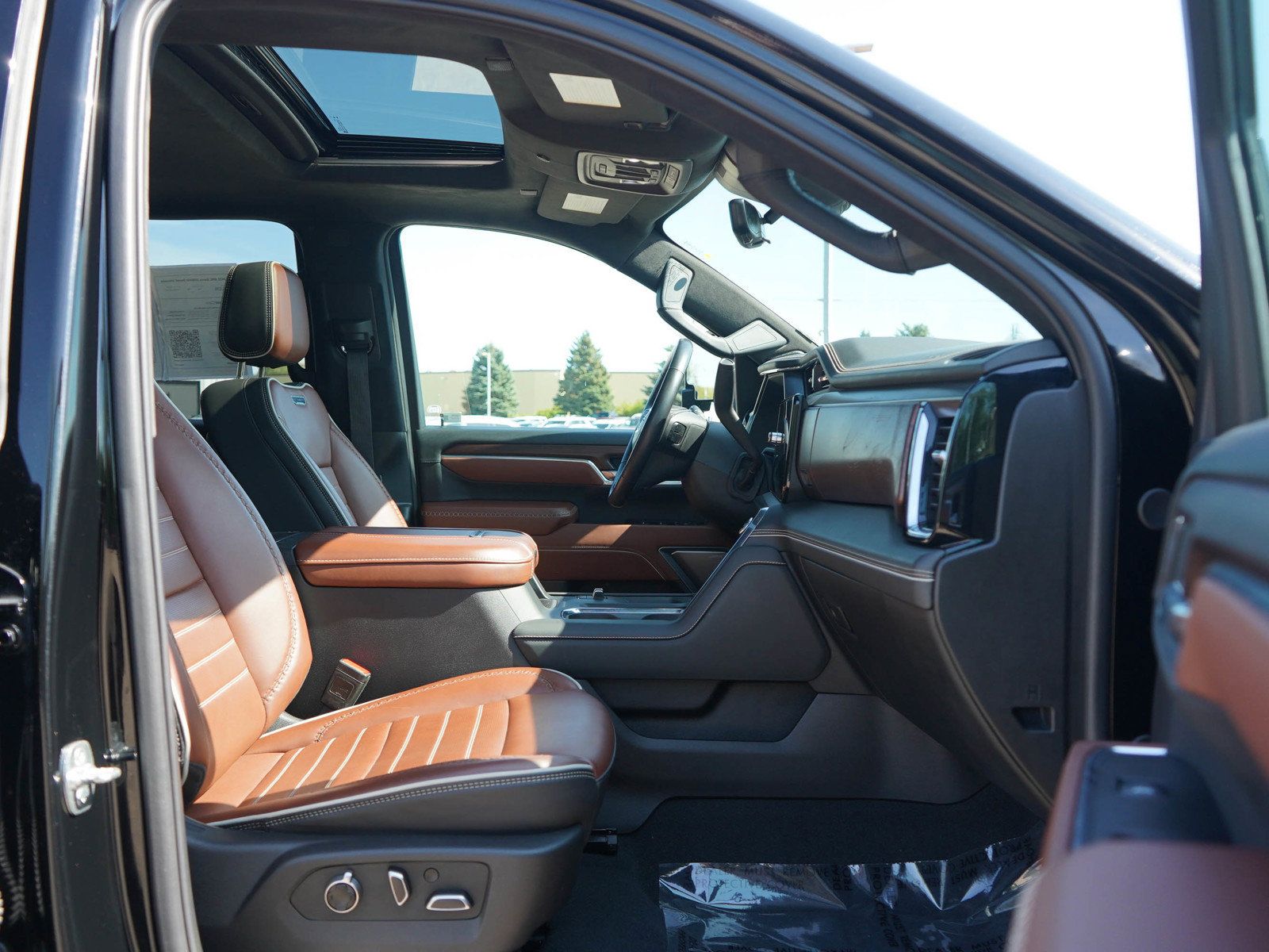 Used 2025 GMC Sierra 2500 Denali Ultimate AWD/4WD image 11