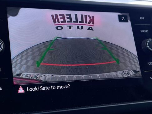 Used 2023 Volkswagen Taos SE image 17