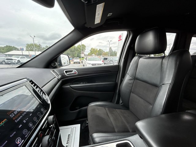 Used 2020 Jeep Grand Cherokee Altitude AWD/4WD image 47