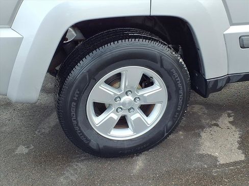 Used 2012 Jeep Liberty Sport w/ Popular Equipment Group image 21