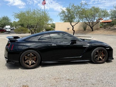 Used 2020 Nissan GT-R Premium w/ Premium Interior Package AWD/4WD image 5