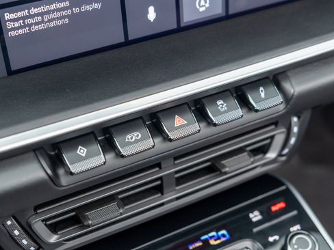 Certified 2021 Porsche 911 Targa 4 image 28