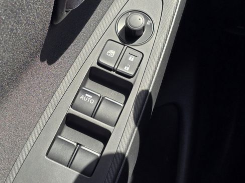 Used 2017 Toyota Yaris iA image 14