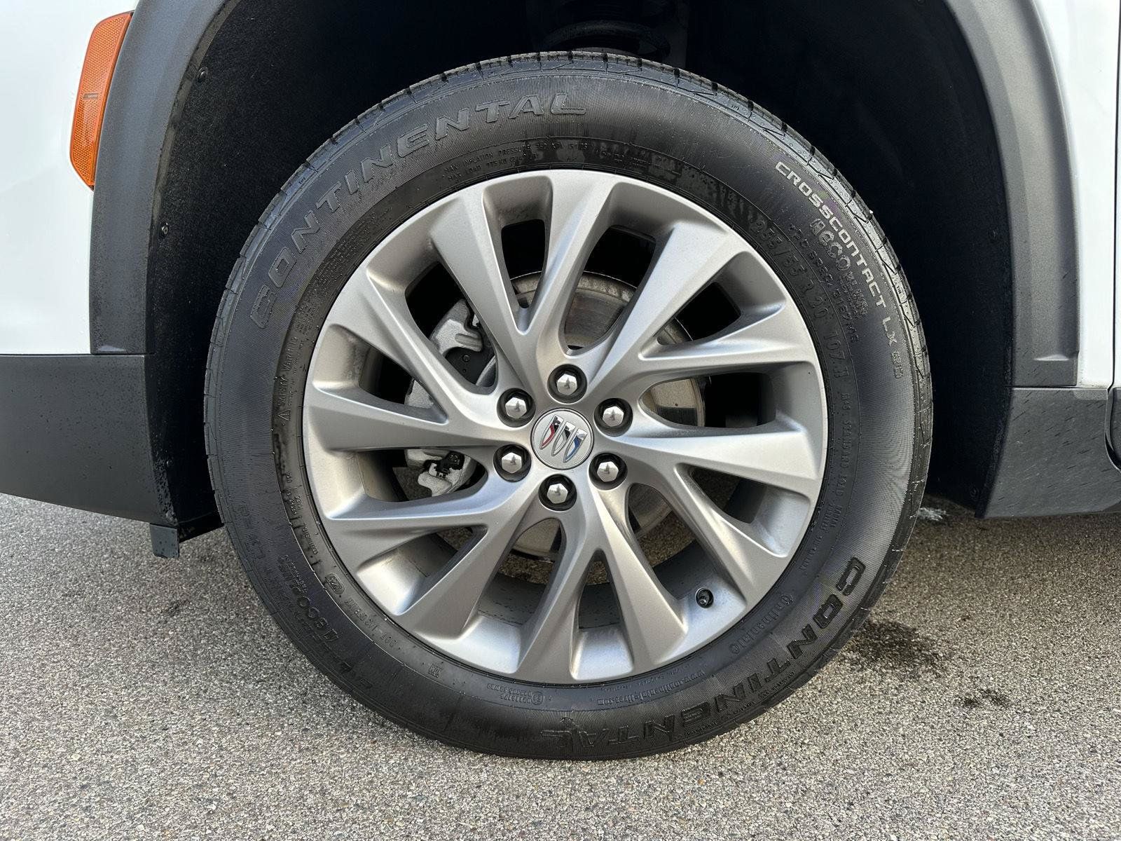 Used 2026 Buick Enclave Preferred AWD/4WD image 11