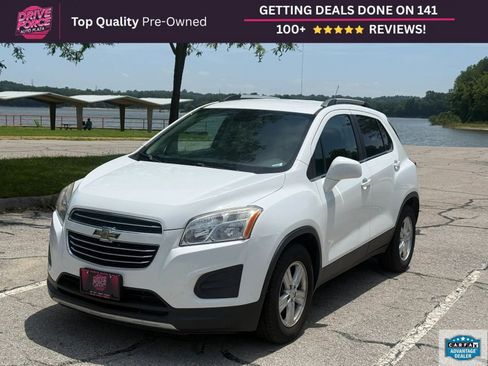 Used 2015 Chevrolet Trax LT FWD image 1