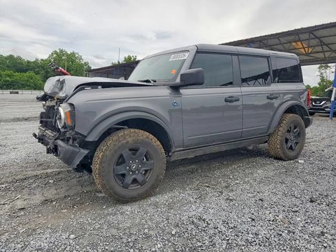 Used 2024 Ford Bronco Black Diamond AWD/4WD image 1
