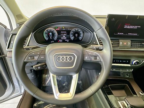 Used 2025 Audi Q5 e Premium Plus w/ Premium Plus Package AWD/4WD image 11