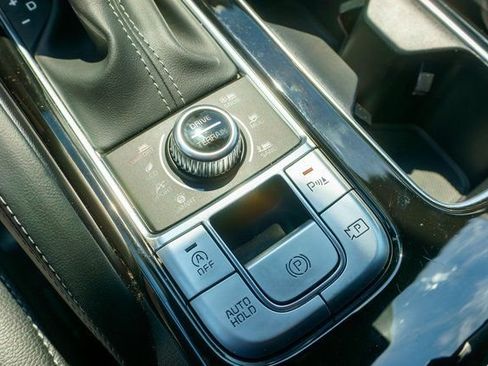 Used 2025 Kia Telluride SX X-Line AWD/4WD image 37