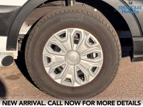 Used 2025 Ford Transit 250 Low Roof w/ Exterior Upgrade Package RWD image 7