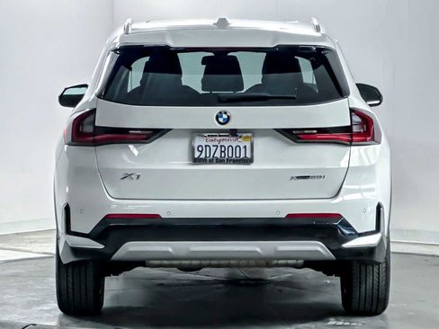 Used 2023 BMW X1 xDrive28i w/ Convenience Package image 7