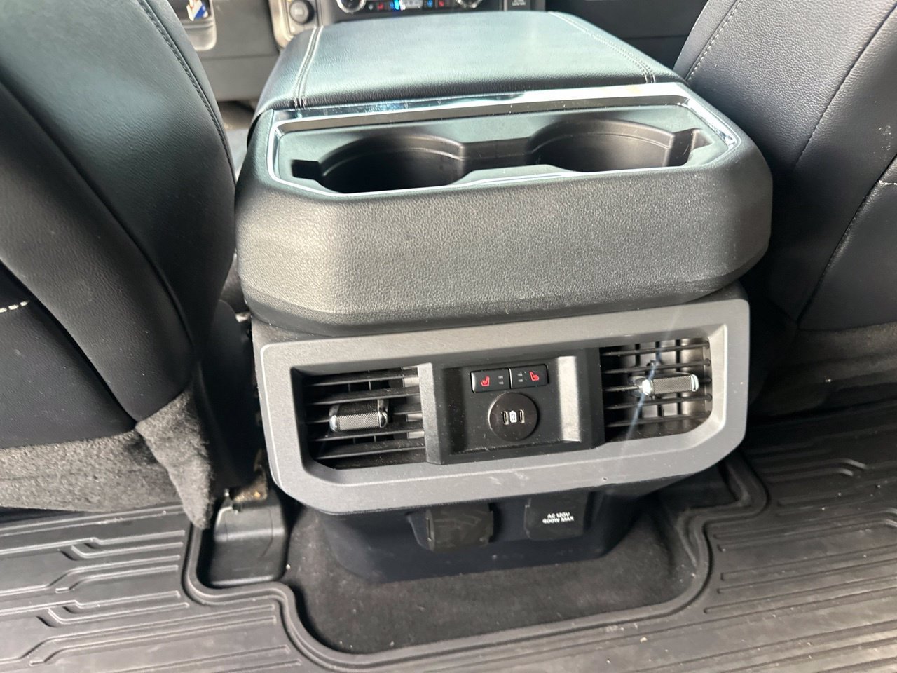 Used 2024 Ford F250 Lariat w/ Sport Appearance Package AWD/4WD image 17