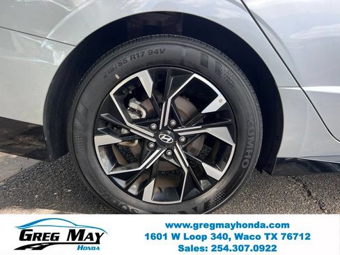Used 2025 Hyundai Sonata SEL FWD image 9