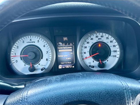 Used 2016 Toyota Sienna SE Premium image 13