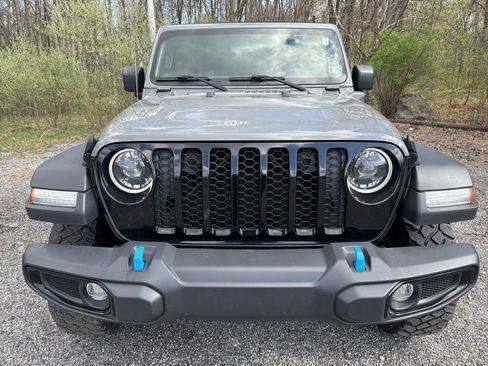 Used 2023 Jeep Wrangler Unlimited w/ Sun & Screen Package image 2