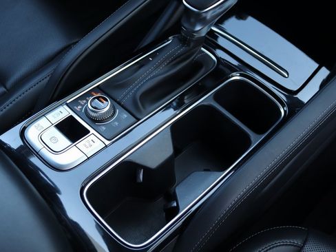 Used 2022 Kia Telluride EX image 35