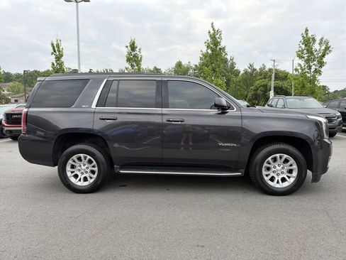 Used 2018 GMC Yukon SLT RWD image 2