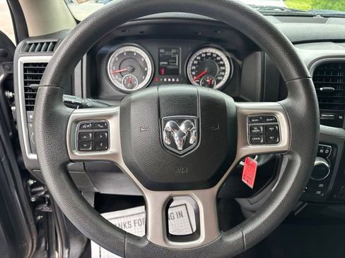 Used 2021 RAM 1500 Classic SLT AWD/4WD image 15