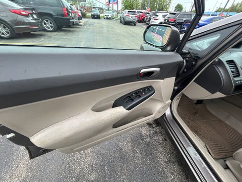 Used 2011 Honda Civic LX image 7