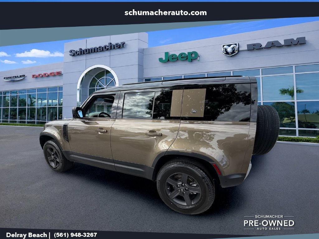 Used 2023 Land Rover Defender 110 S AWD/4WD image 5