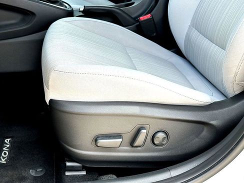 Used 2023 Hyundai Kona SEL w/ Convenience Package image 14