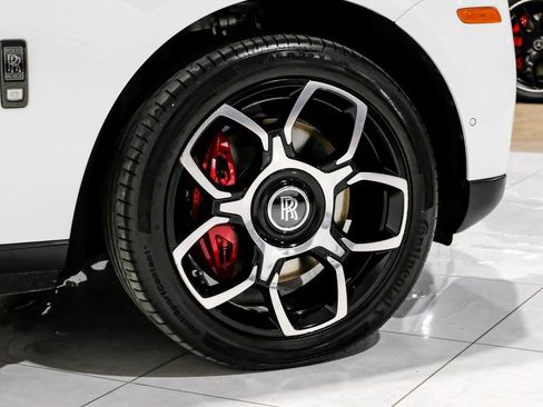 Used 2022 Rolls-Royce Cullinan Black Badge AWD/4WD image 50
