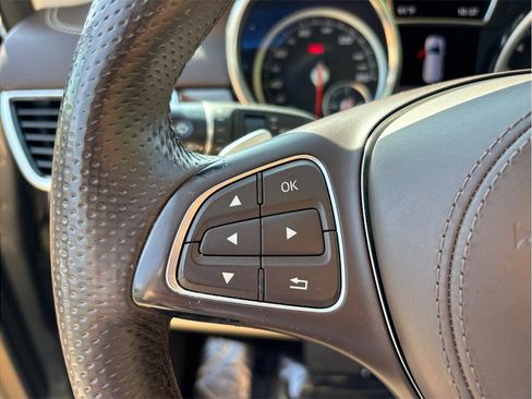 Used 2018 Mercedes-Benz GLS 450 4MATIC image 27
