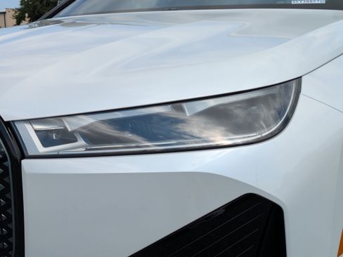 Used 2025 BMW iX M60 image 28